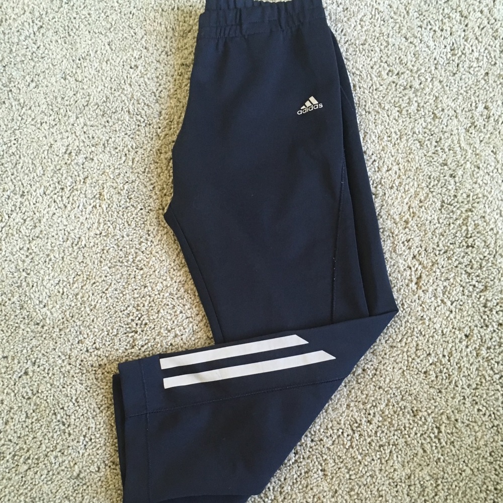 A NWOT Adidas Cropped Leggings